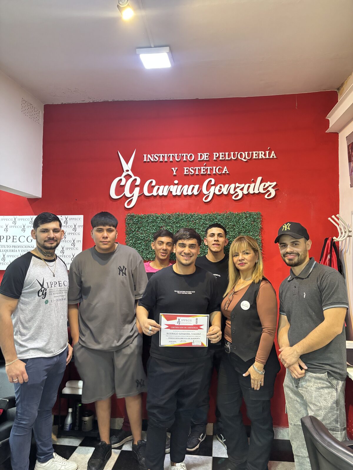 Alumnos de barbería IPPECG