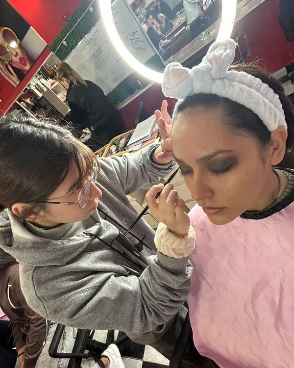 Trabajo de maquillaje de alumnas IPPECG 3