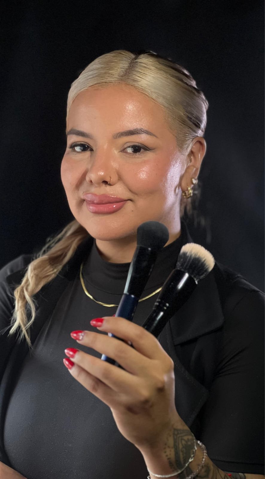 Ángeles González, profesora de Maquillaje Social en IPPECG